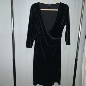 BCBG Paris black velvet faux wrap dress Sz L 3/4 sleeve front slit